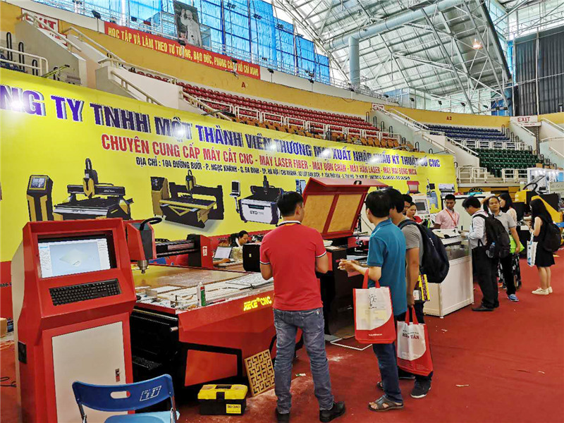 KK体育数控参加2018年8月越南展会